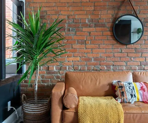 Jungle House Urban Lofts - Short North & Convention Center Сasa de vacaciones *