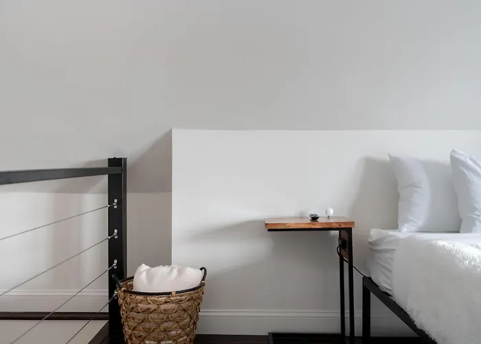 Jungle House Urban Lofts - Short North & Convention Center *